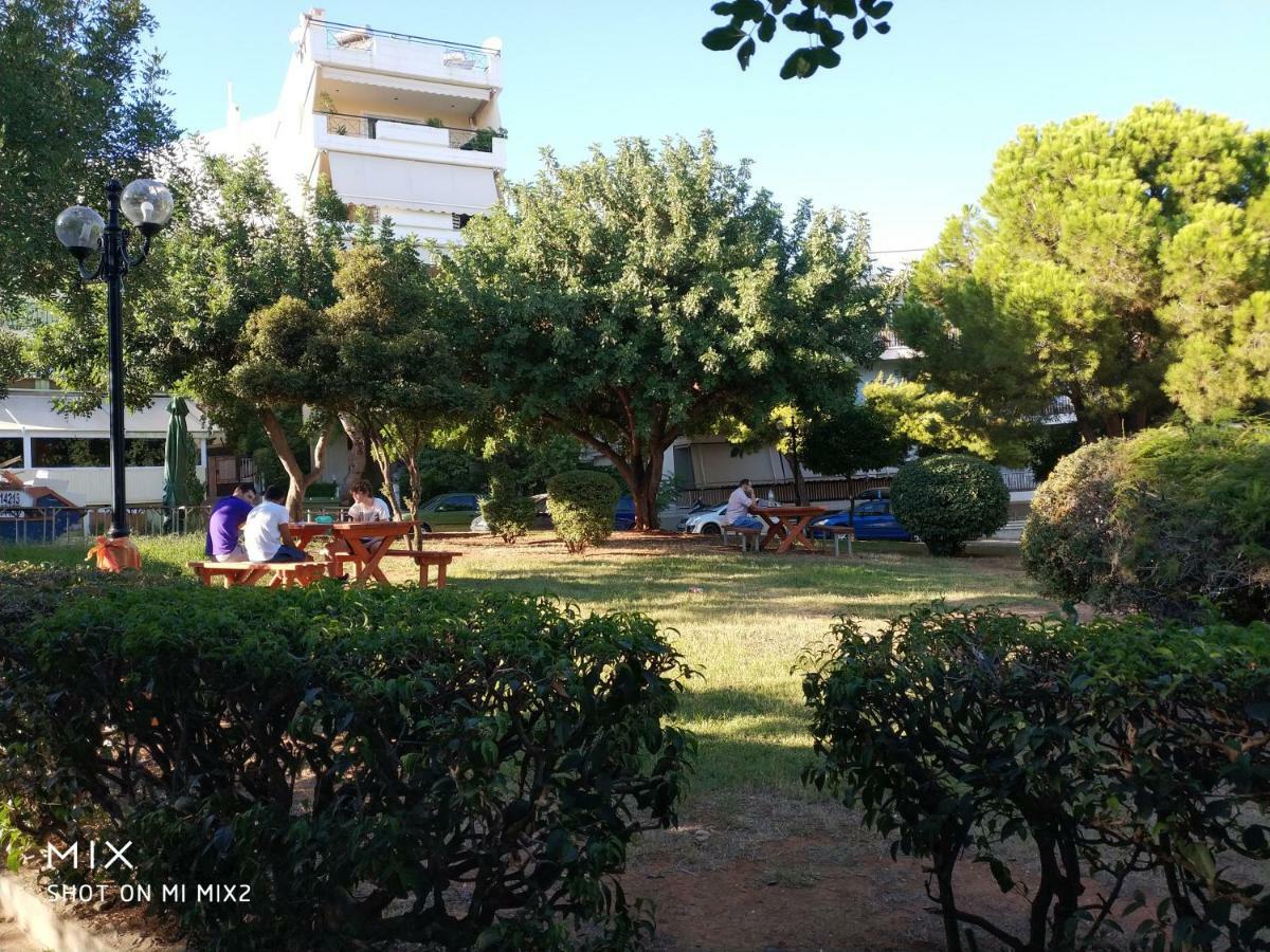 Beautiful House In Alimos Near To The Beach And Metro Athén Kültér fotó
